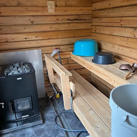 Himos, Wood Sauna & Hot Tub X 6 Persons Camping Jämsä